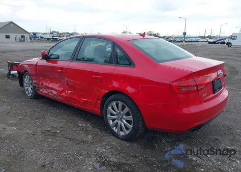 2013 Audi A4 2.0T Premium z USA, uszkodzony, nr VIN WAUDFAFL9DA195598